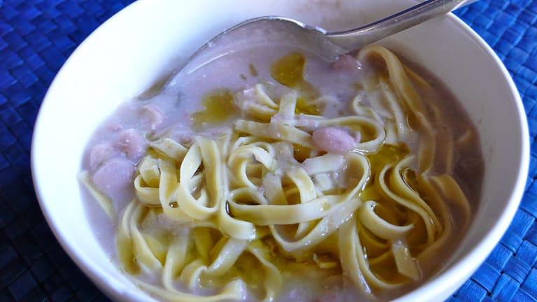 creamy bean soup with fresh pasta fazool