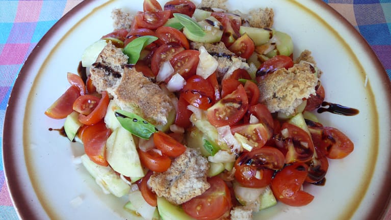 Panzanella tomato and bread salad